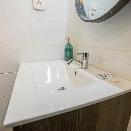 Hot Tube In The Heart Of Budapest, Kazinczy Street